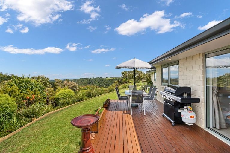 Photo of property in 14 Ngapuke Lane, Parua Bay, Onerahi, 0192
