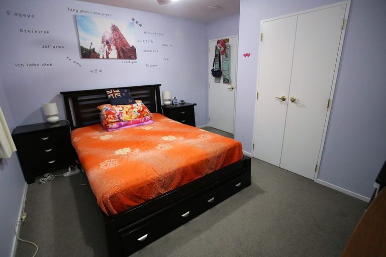 Photo of property in 1/39 Manuka Road, Bayview, Auckland, 0629