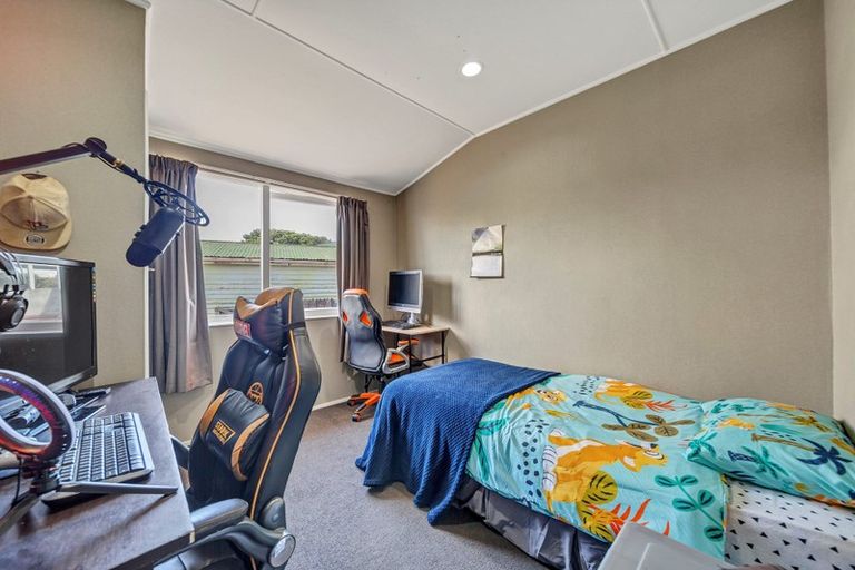 Photo of property in 6 Pacey Avenue, Hawera, 4610