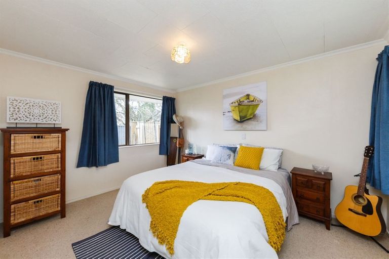 Photo of property in 83 Shamrock Street, Takaro, Palmerston North, 4412