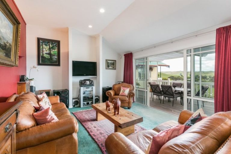 Photo of property in 55 Penrith Road, Poraiti, Napier, 4182