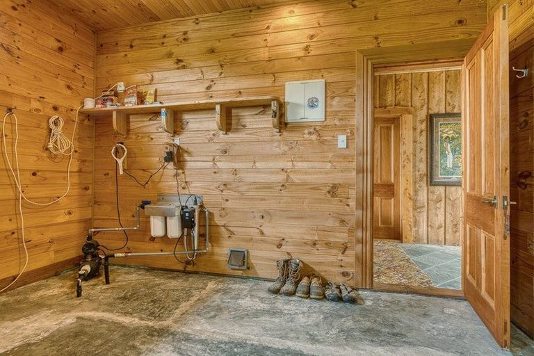 Photo of property in 210 Keogans Road, Arahura Valley, Hokitika, 7882