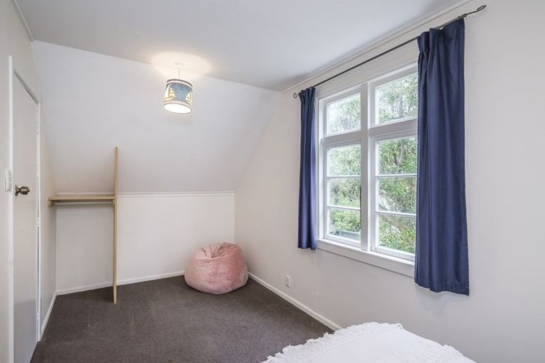 Photo of property in 51 Renown Road, Raumati South, Paraparaumu, 5032