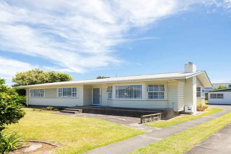 Photo of property in 4 Muir Street, Te Hapara, Gisborne, 4010