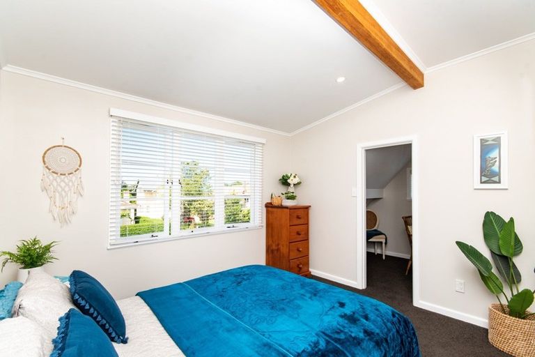 Photo of property in 6 Coleman Terrace, Hospital Hill, Napier, 4110