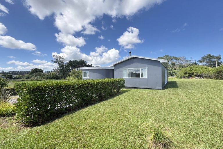 Photo of property in 619 State Highway 16, Kumeu, 0891