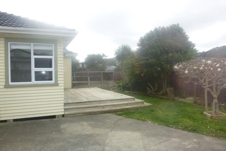 Photo of property in 16b Montgomery Street, Stokes Valley, Lower Hutt, 5019
