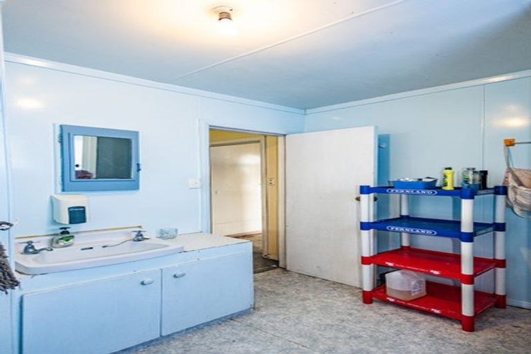 Photo of property in 15 Pitt Street, Raetihi, 4632