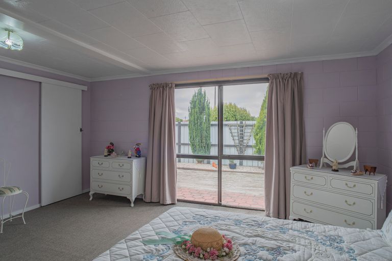 Photo of property in 76 Arthur Street, Seaview, Timaru, 7910