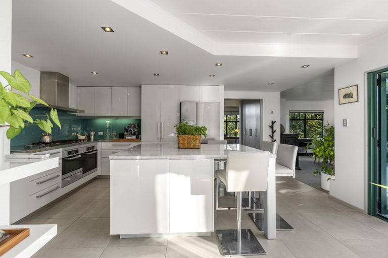 Photo of property in 56a Wairoa Road, Narrow Neck, Auckland, 0624