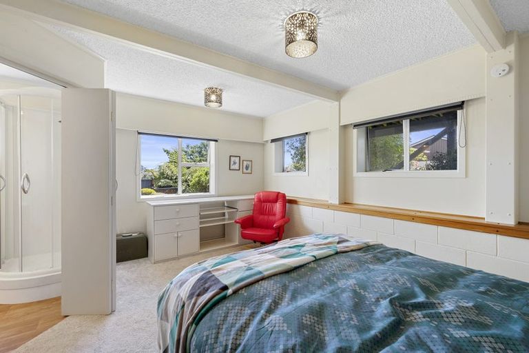 Photo of property in 49 Truby King Street, Merrilands, New Plymouth, 4312