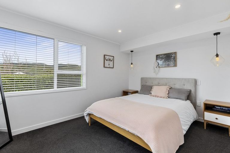 Photo of property in 38 Waipounamu Drive, Kelson, Lower Hutt, 5010