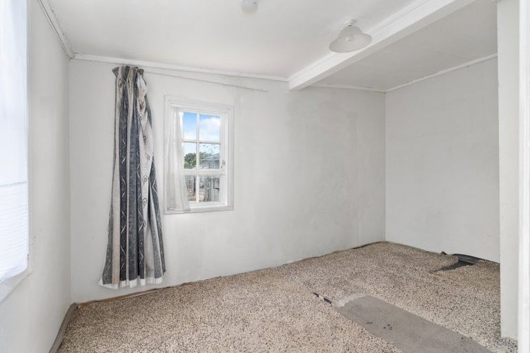 Photo of property in 30 Cambridge Terrace, Masterton, 5810
