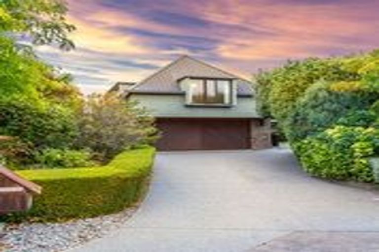 Photo of property in 33 O'connor Place, Burnside, Christchurch, 8053