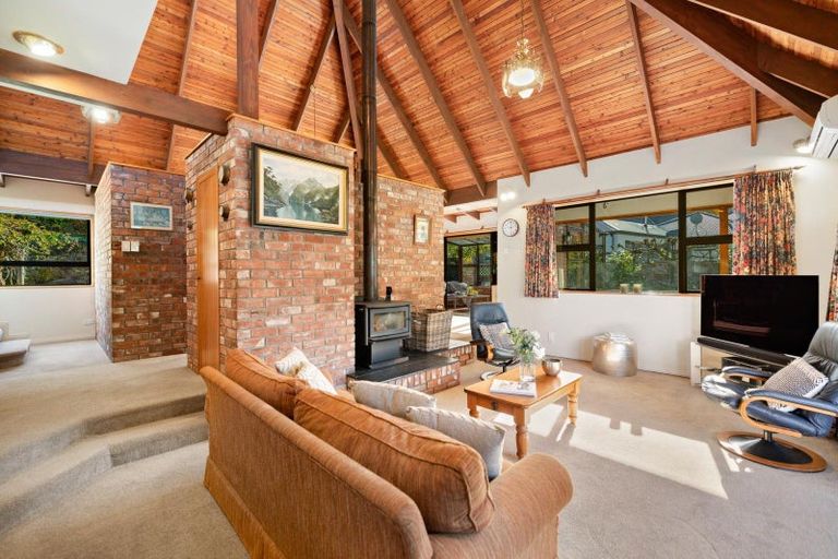 Photo of property in 18 Inverness Crescent, Arrowtown, 9302