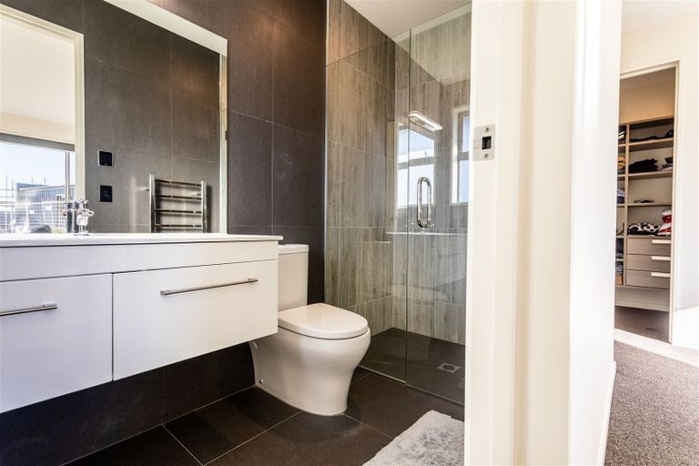 Photo of property in 49 Mount Linton Avenue, Wanaka, 9305