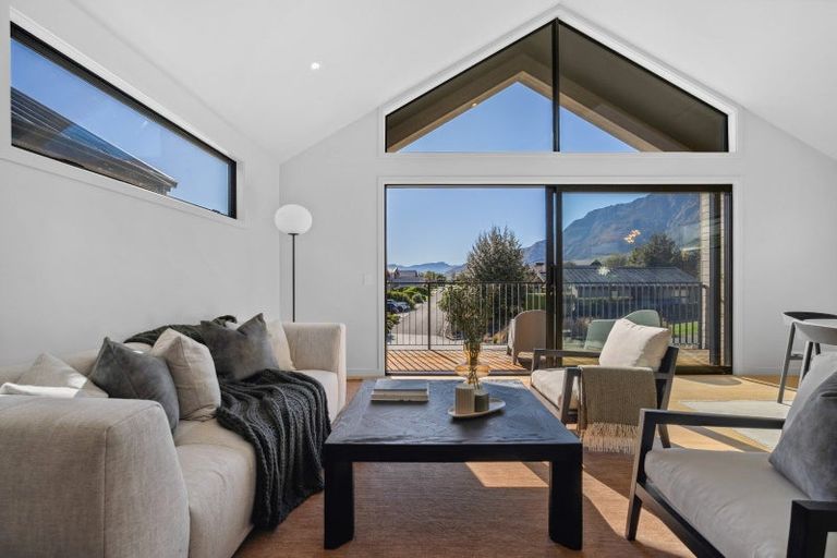 Photo of property in 45a Mcadam Drive, Jacks Point, Queenstown, 9371