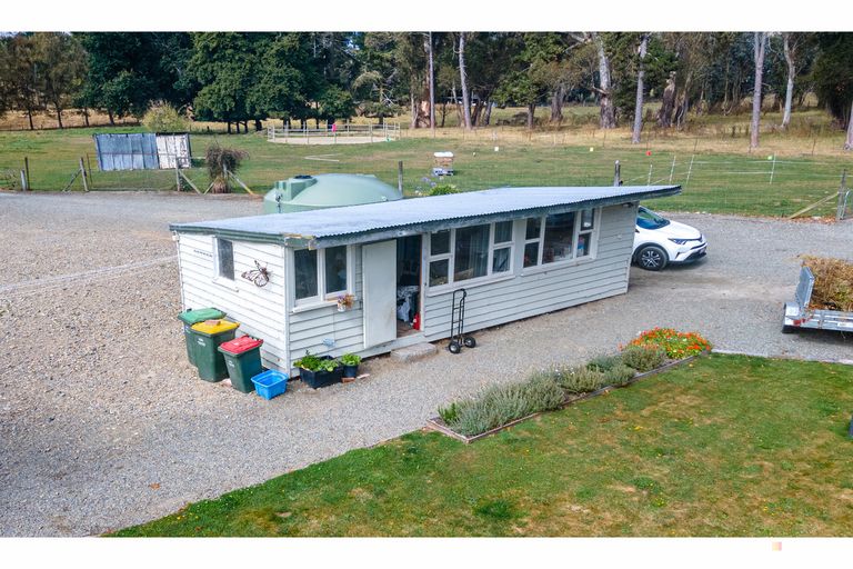 Photo of property in 92 Studholme Settlement Road, Waimate, 7979