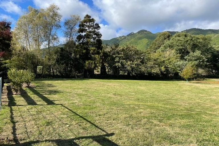 Photo of property in 52 Greenhill Road, Waikanae, 5391