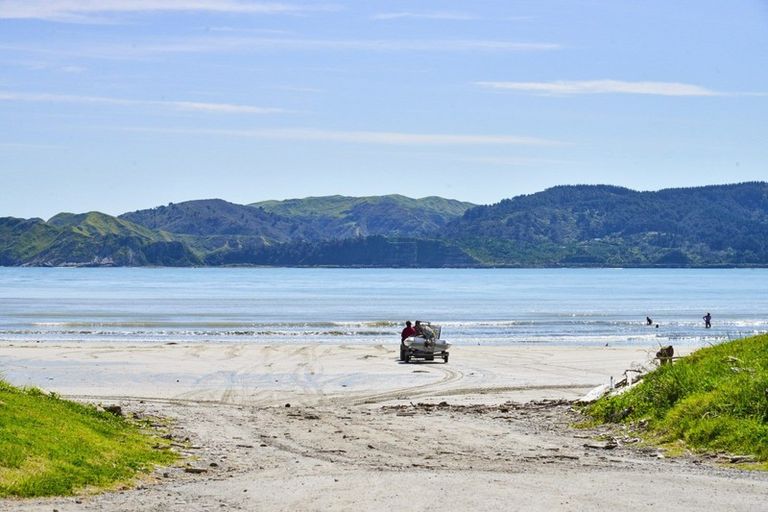 Photo of property in 13 Puka Place, Mahia, 4198