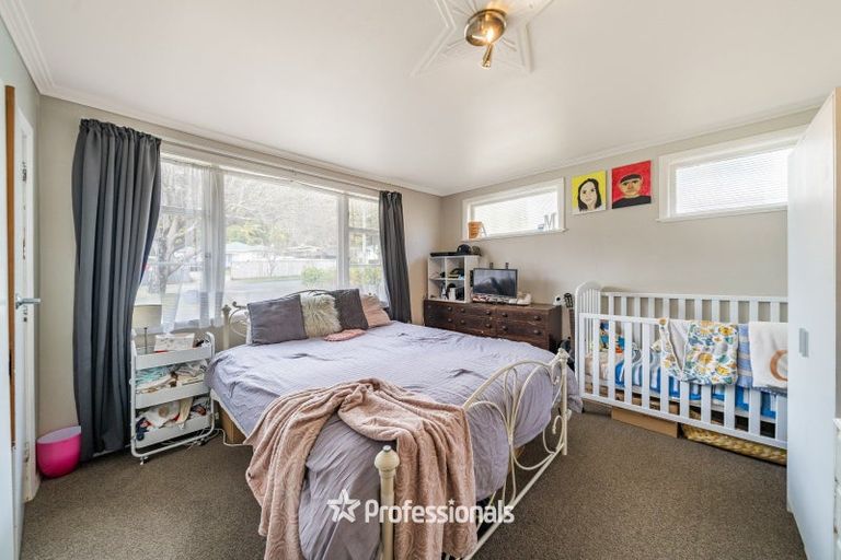 Photo of property in 23 Kereru Grove, Stokes Valley, Lower Hutt, 5019