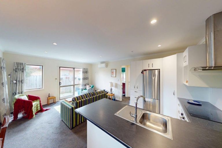 Photo of property in Trackside Villas, 30/91 Mako Mako Road, Levin, 5510