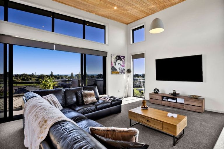 Photo of property in 16a Links Drive, Waiwhakaiho, New Plymouth, 4312