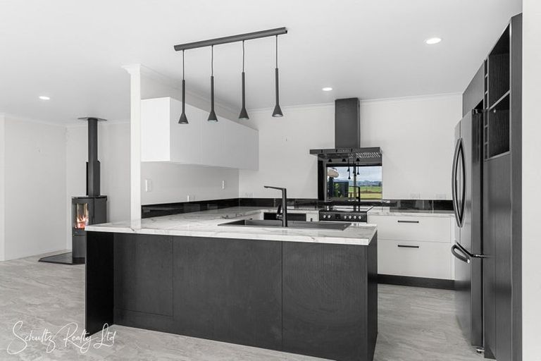 Photo of property in 16 Wallace Road, Ruawai, 0591