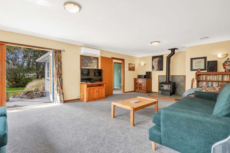 Photo of property in 2 Davidson Street, Glenholme, Rotorua, 3010