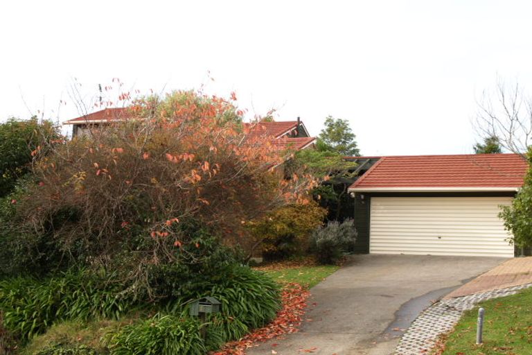 Photo of property in 5 Four Trees, Cockle Bay, Auckland, 2014