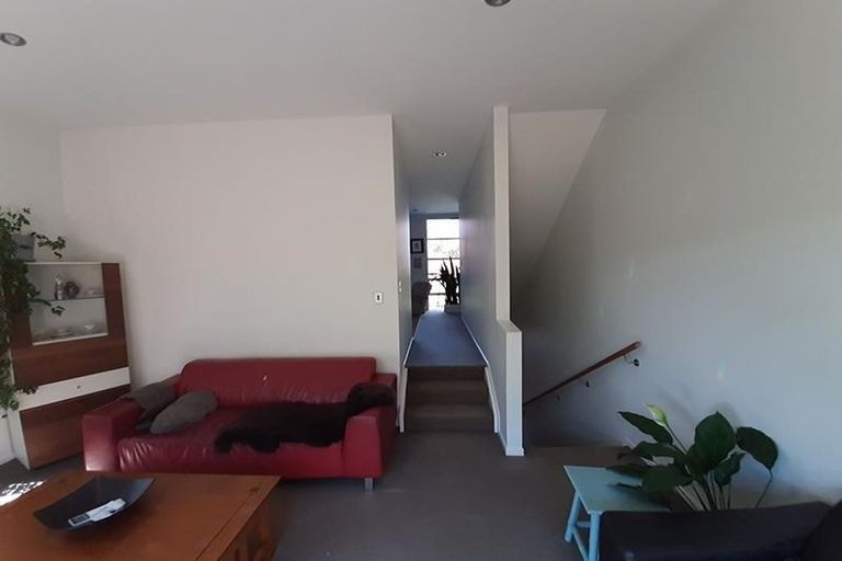 Photo of property in 76g Edmonton Road, Henderson, Auckland, 0612