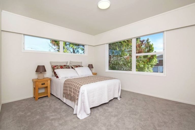 Photo of property in 9 Vanbrugh Place, Bucklands Beach, Auckland, 2014