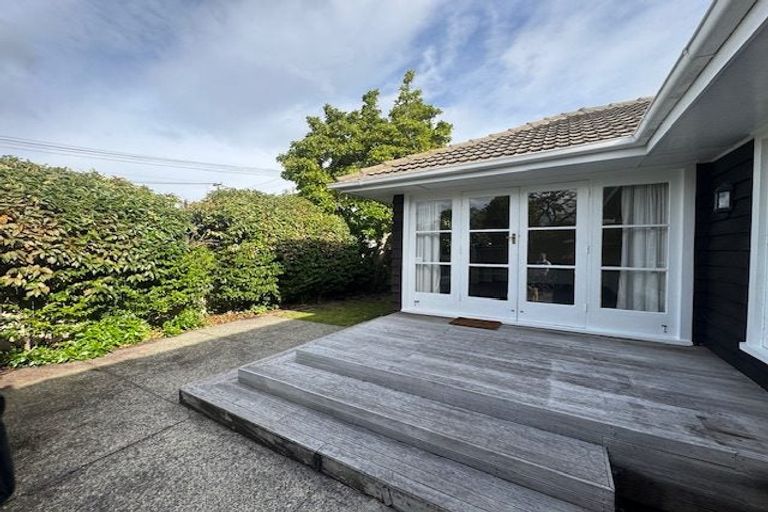 Photo of property in 41 Wai-iti Terrace, Burnside, Christchurch, 8052