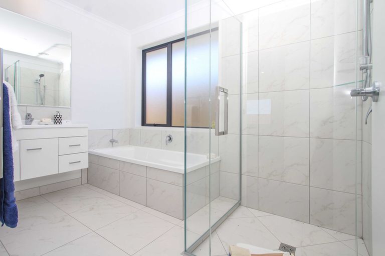 Photo of property in 22 Nellie Drive, Kumeu, 0810