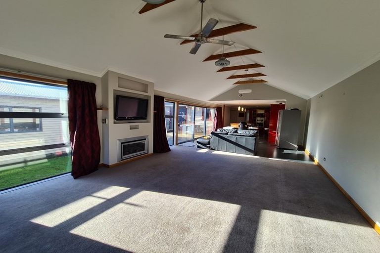 Photo of property in 36 Fitzroy Road, Fitzroy, New Plymouth, 4312