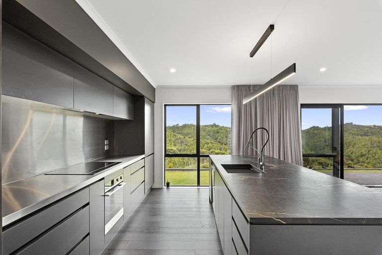 Photo of property in 229 Hillcrest Road, Wainui, 0931