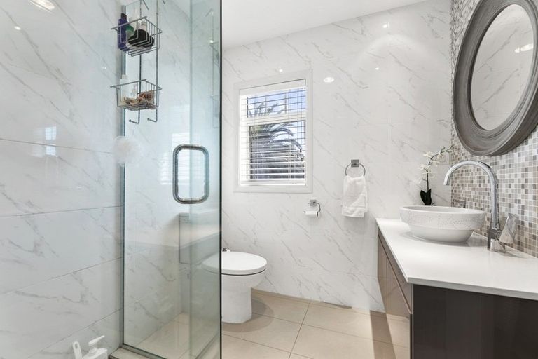 Photo of property in 35d Oceanbeach Road, Mount Maunganui, 3116