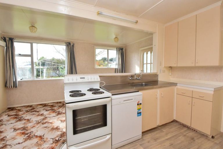Photo of property in 25 Diamond Street, Carterton, 5713