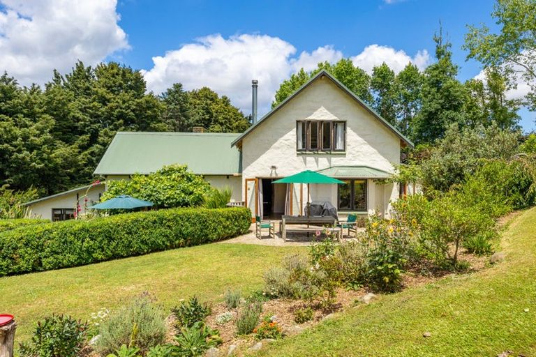 Photo of property in 196 Tomarata Valley Road, Wellsford, 0974