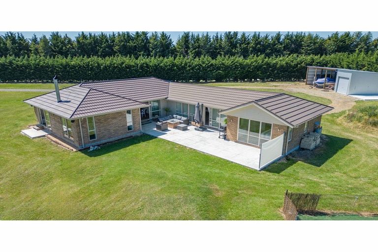 Photo of property in 60 Rands Road, Fernside, Rangiora, 7471
