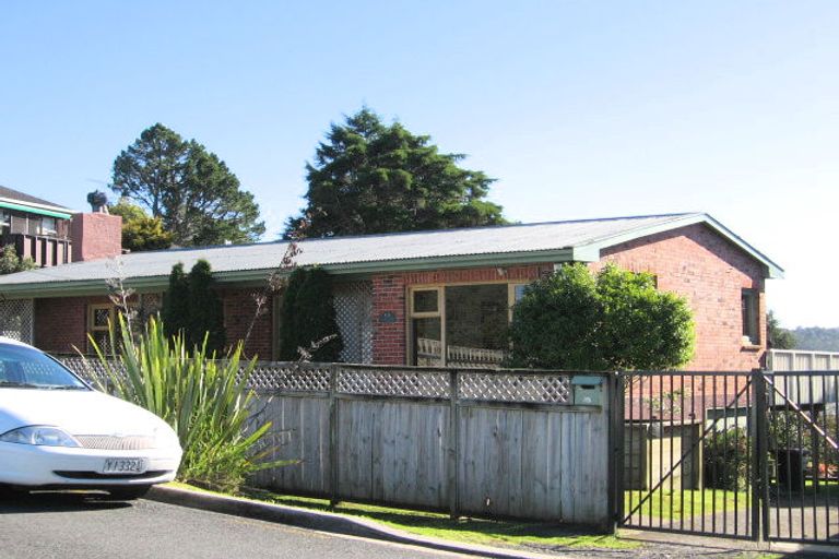 Photo of property in 35 Hillcrest Road, Hatfields Beach, Orewa, 0931