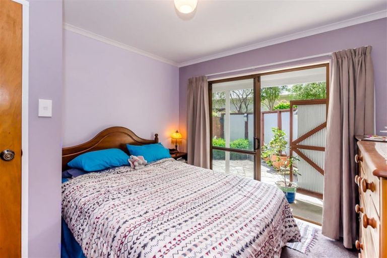 Photo of property in 57 Winara Avenue, Waikanae, 5036