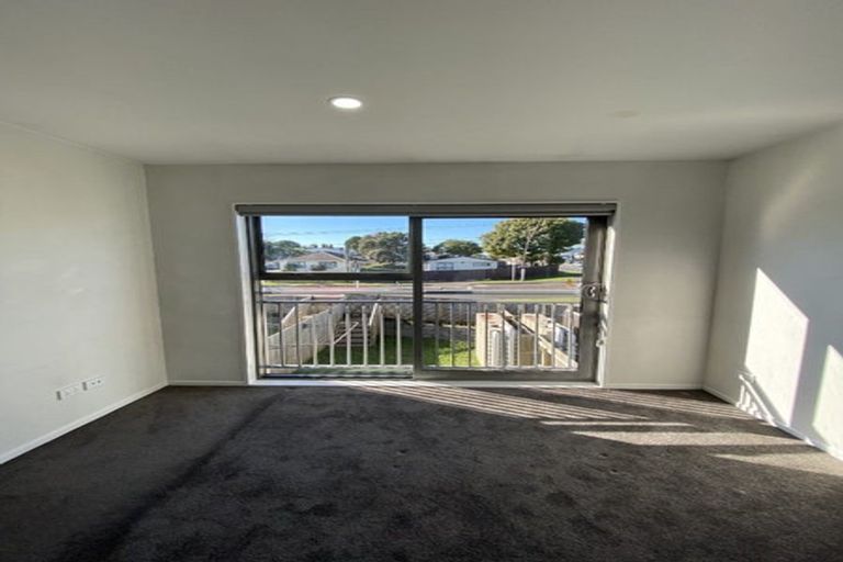 Photo of property in 99b Mahia Road, Wattle Downs, Auckland, 2103