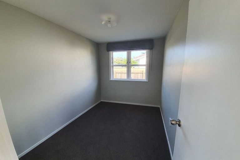 Photo of property in 21b Russell Street, Waterloo, Lower Hutt, 5011