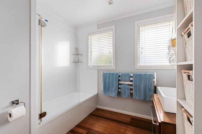 Photo of property in 212 Bellevue Road, Bellevue, Tauranga, 3110