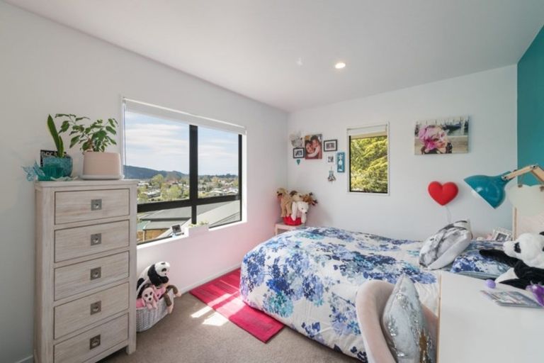 Photo of property in 13 Treeton Place, Wakefield, 7025