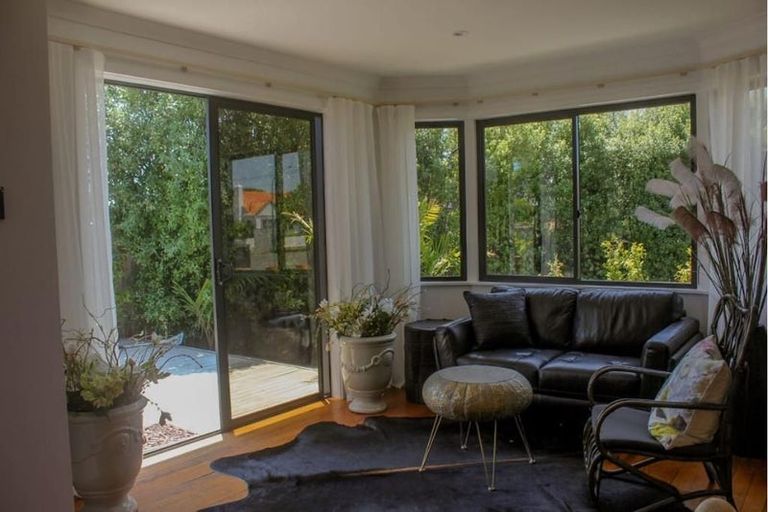 Photo of property in 84 Brooklands Road, Brooklands, New Plymouth, 4310