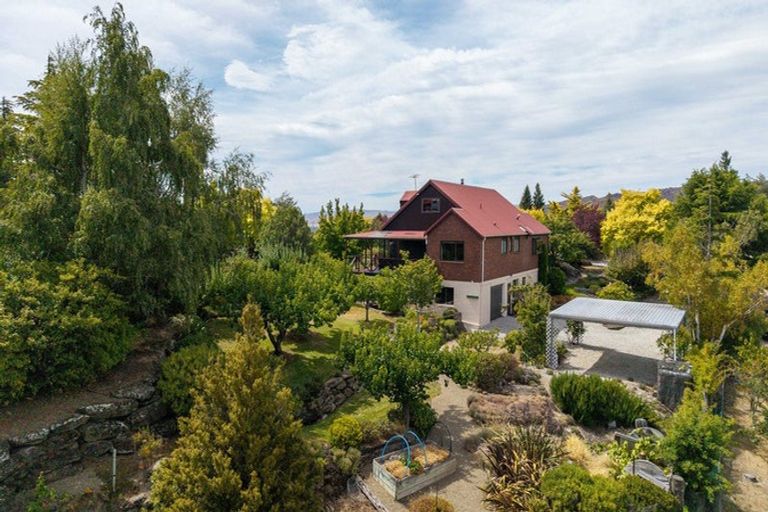 Photo of property in 14 Lanes Road, Bridge Hill, Alexandra, 9320