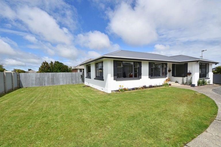 Photo of property in 9 Manapouri Street, Strathern, Invercargill, 9812