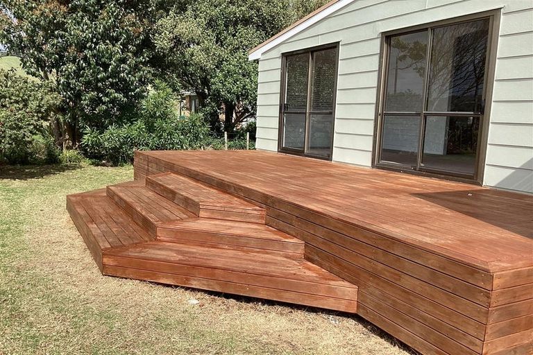 Photo of property in 1469 Clevedon Kawakawa Road, Kawakawa Bay, Papakura, 2585